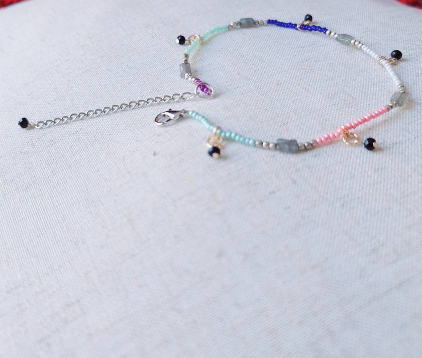 Adjustable Beaded Anklets - Crafts Bucket