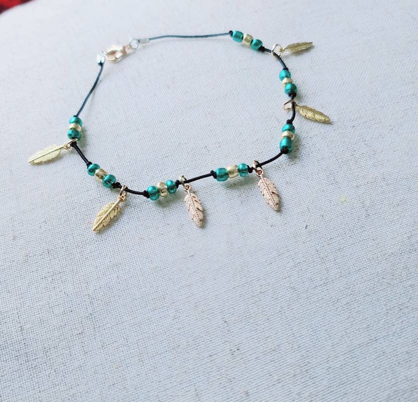 Adjustable Beaded Anklets - Crafts Bucket